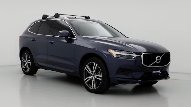 2020 Volvo XC60 T5 Momentum Hero Image