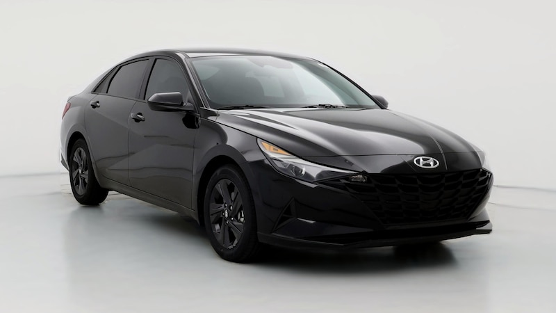 2022 Hyundai Elantra SEL Hero Image