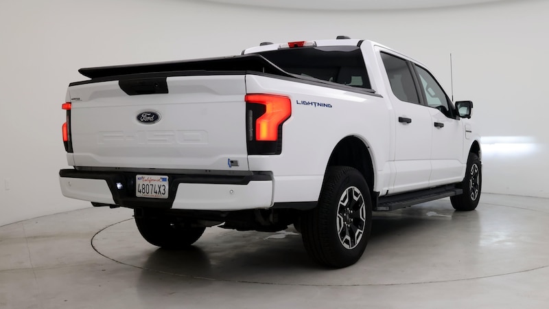 2023 Ford F-150 Lightning XLT 8