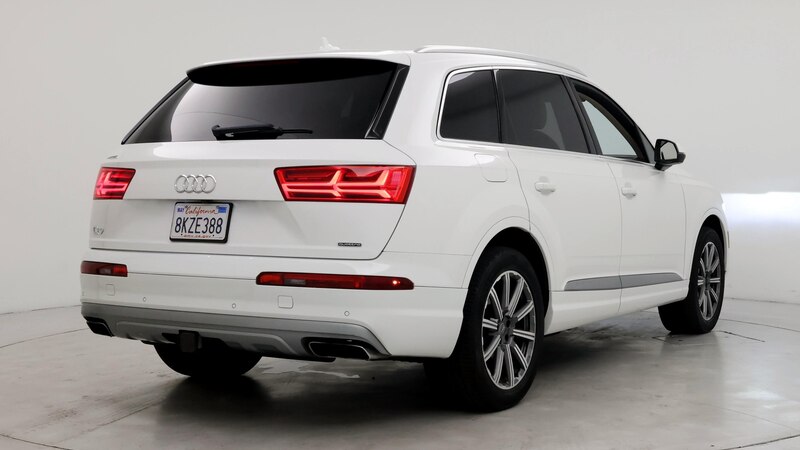 2019 Audi Q7 Premium Plus 8