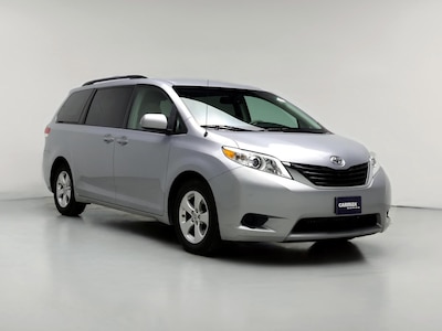 2014 Toyota Sienna LE -
                Naperville, IL