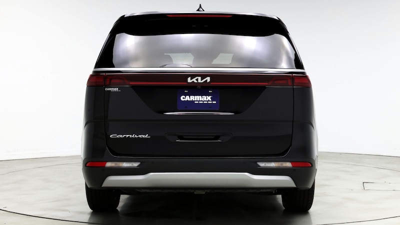 2022 Kia Carnival EX 6