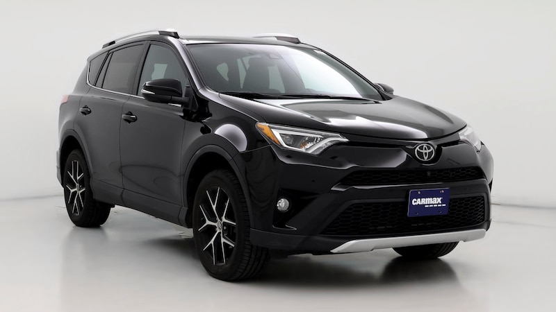 2016 Toyota RAV4 SE Hero Image