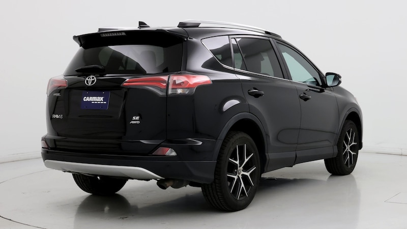 2016 Toyota RAV4 SE 8