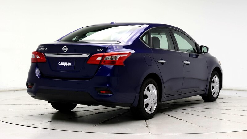 2016 Nissan Sentra SV 8