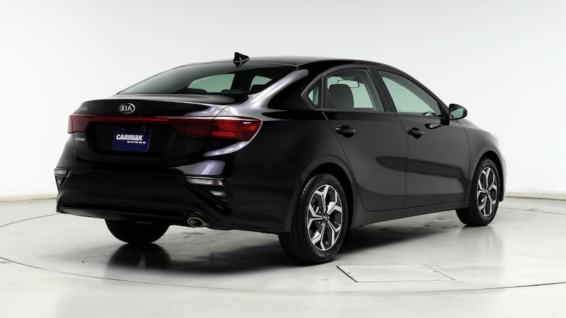 2020 Kia Forte LXS 8