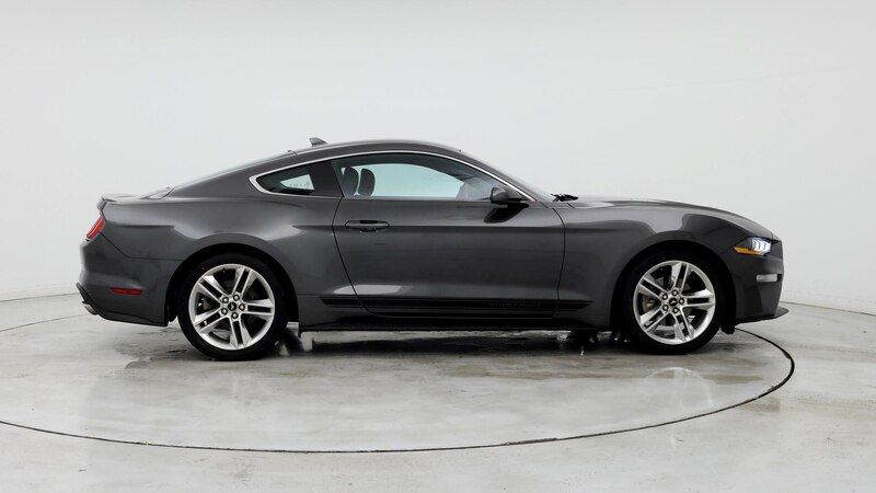 2020 Ford Mustang  7