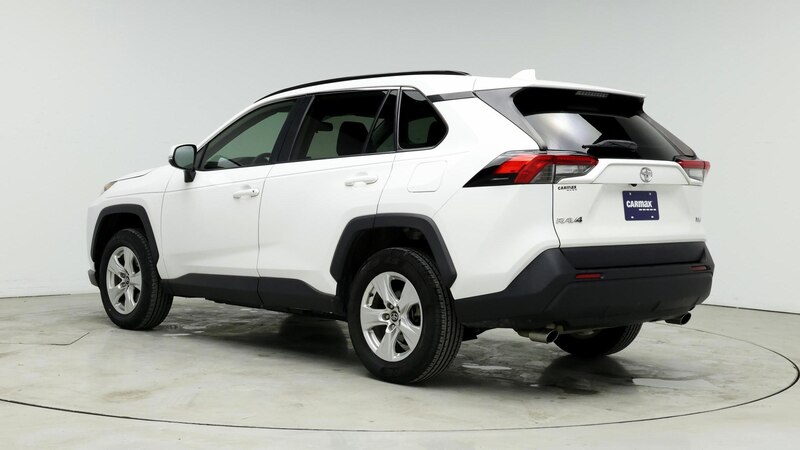 2021 Toyota RAV4 XLE 2