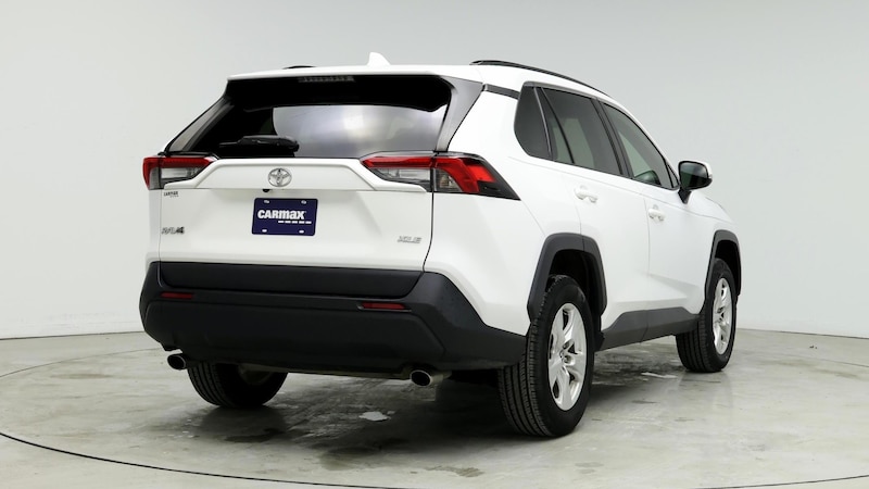 2021 Toyota RAV4 XLE 8