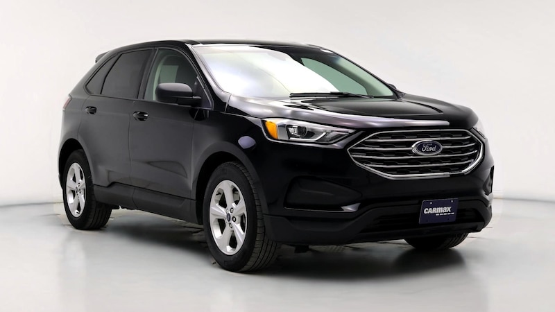 2019 Ford Edge SE Hero Image