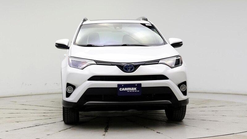 2017 Toyota RAV4 XLE 5