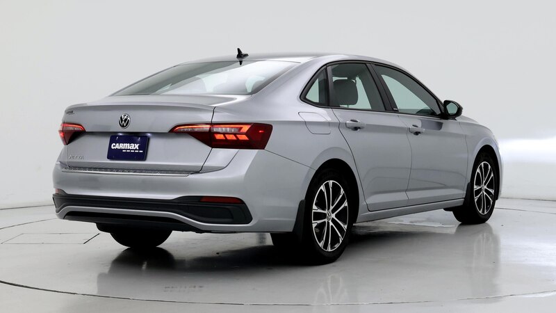 2023 Volkswagen Jetta Sport 8