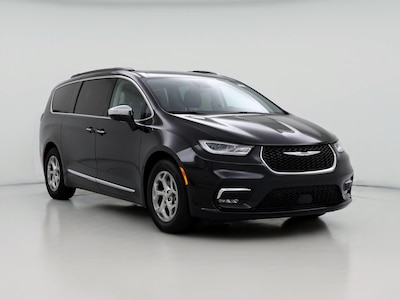 2022 Chrysler Pacifica Limited -
                Greensboro, NC