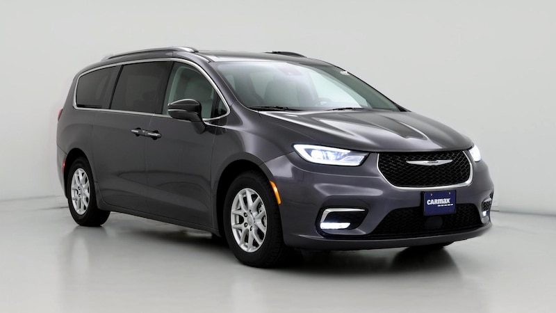 2021 Chrysler Pacifica Touring L Hero Image