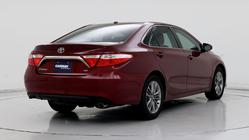 2016 Toyota Camry SE 8