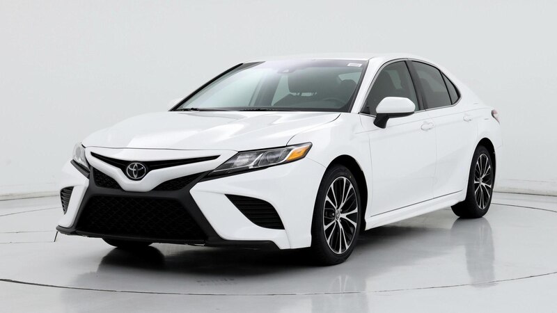 2020 Toyota Camry SE 4