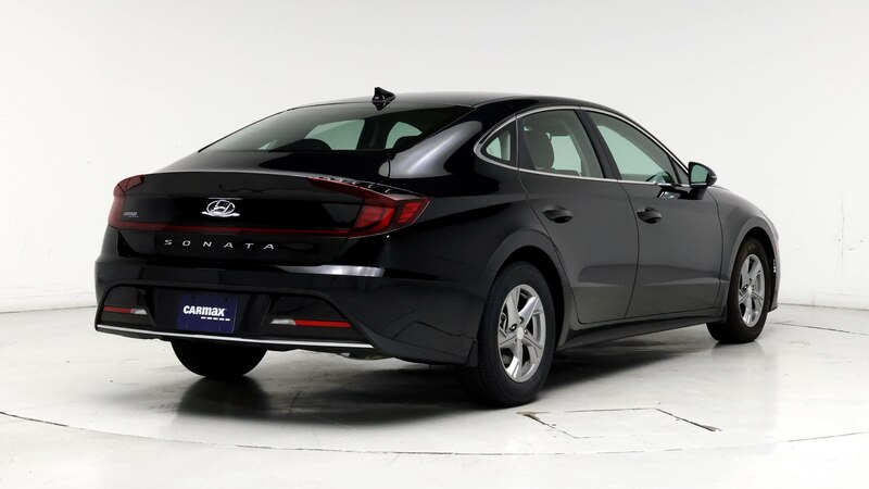 2023 Hyundai Sonata SE 8