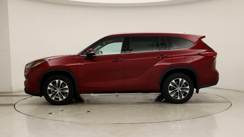 2021 Toyota Highlander XLE 3