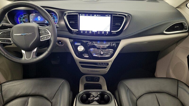2021 Chrysler Pacifica Hybrid Touring L 9