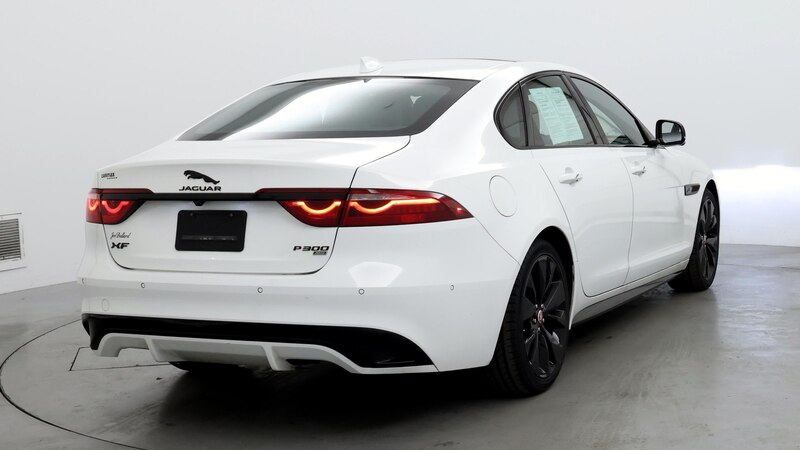 2021 Jaguar XF R-Dynamic SE 8