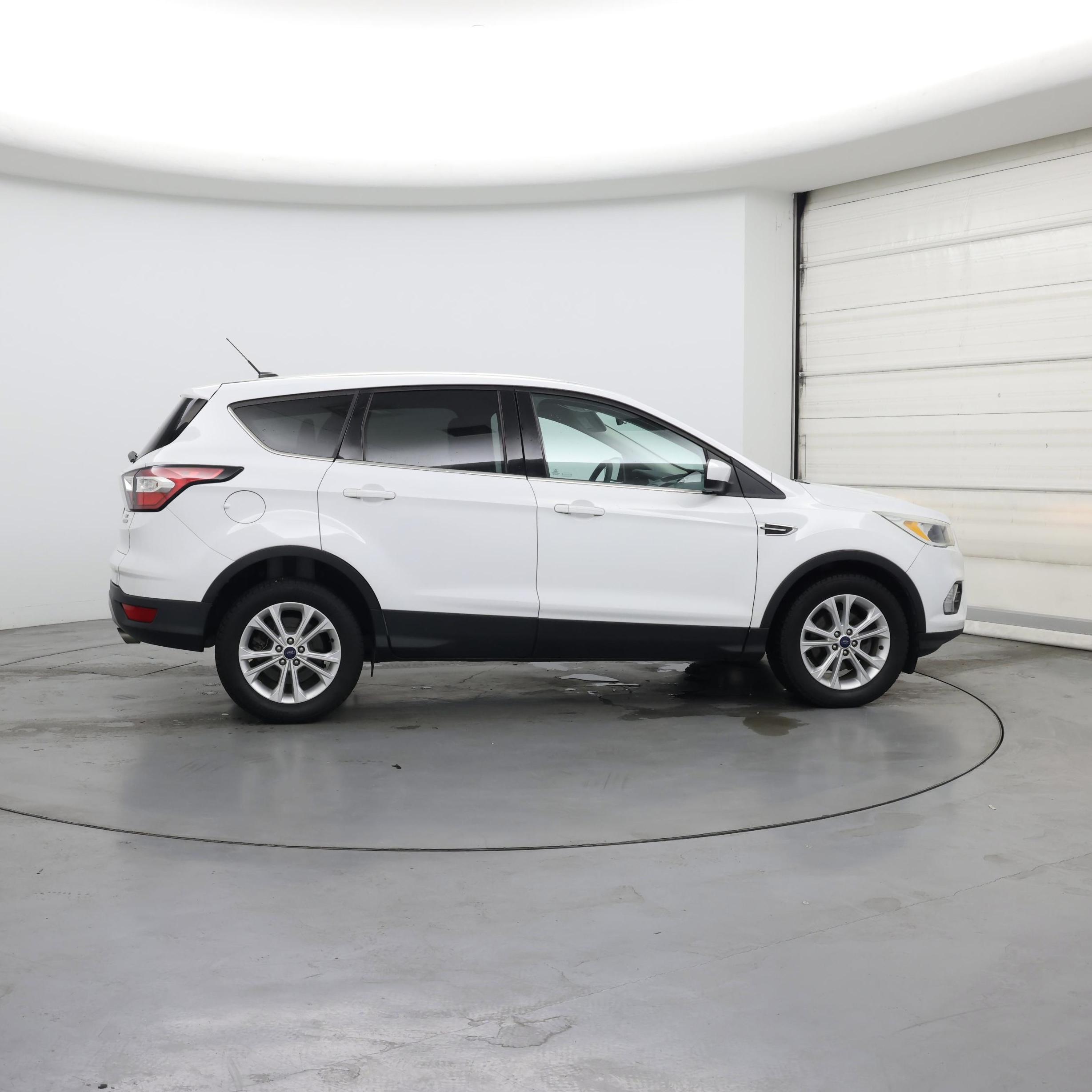 Thumbnail: 2017 Ford Escape - 7