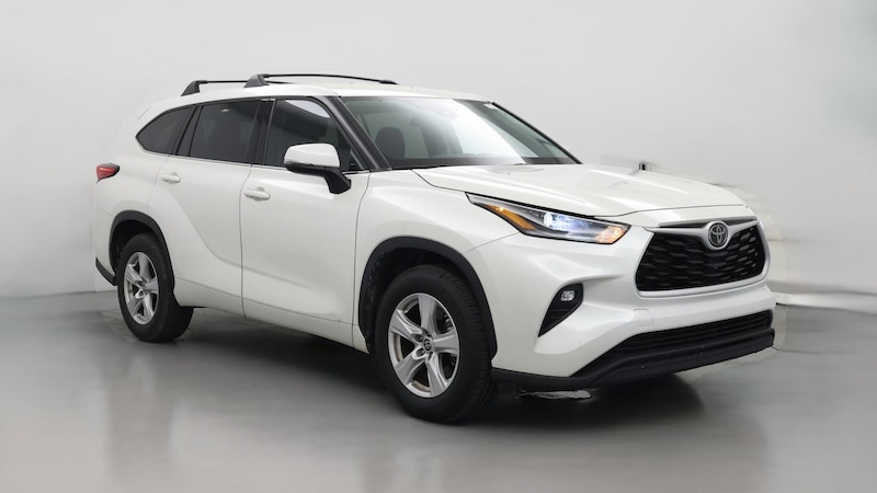 2021 Toyota Highlander LE Hero Image