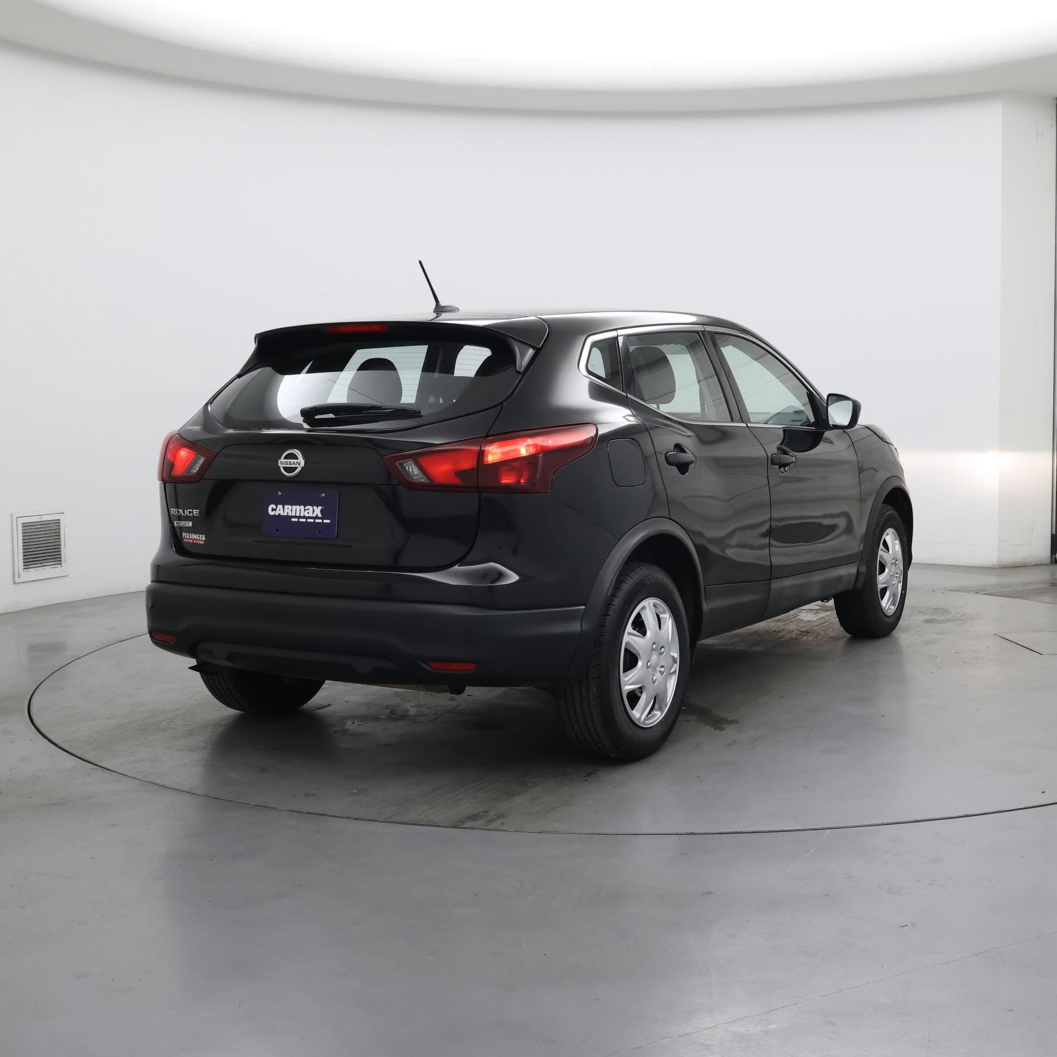 Thumbnail: 2019 Nissan Rogue Sport - 8