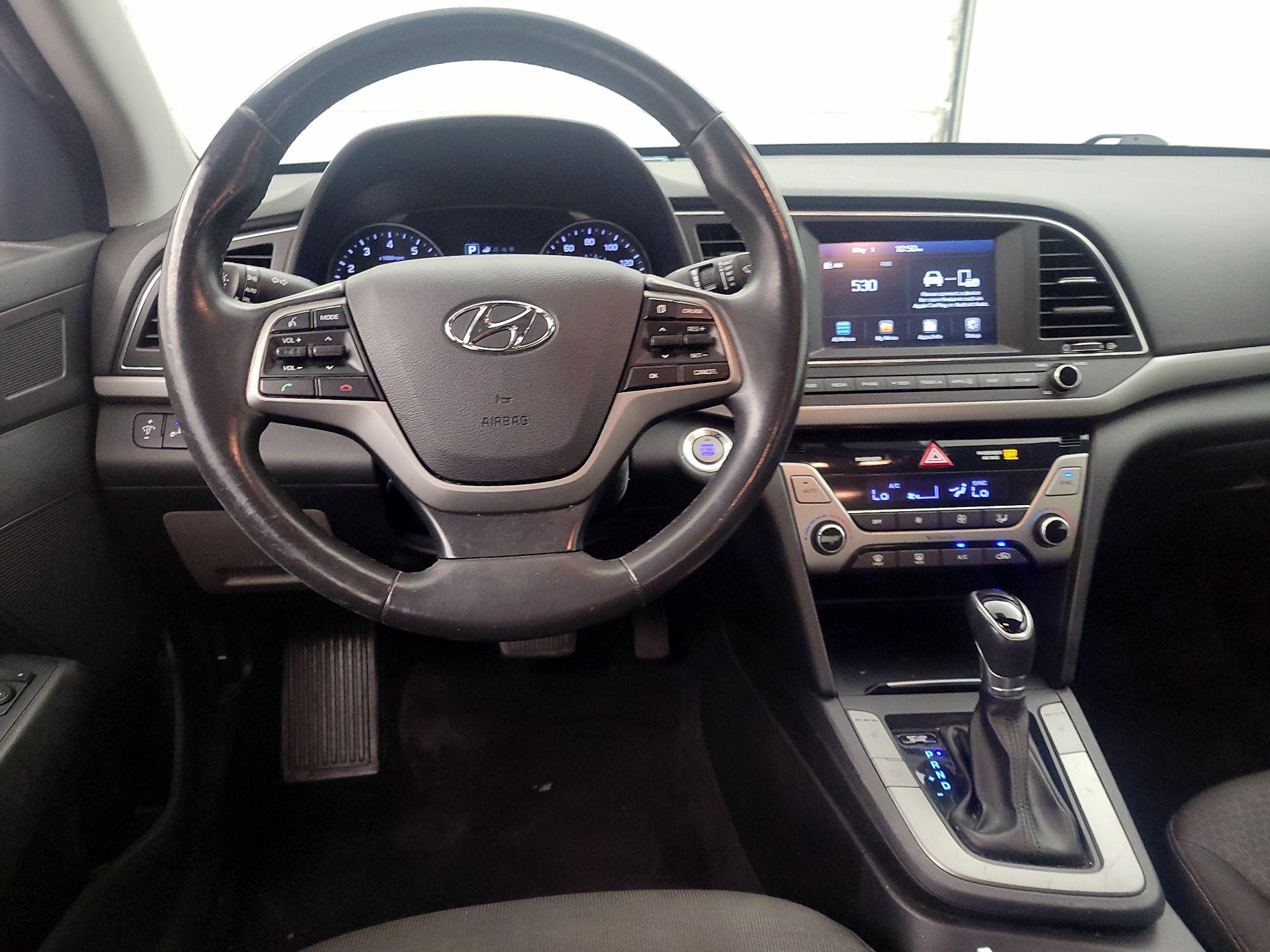 Thumbnail: 2017 Hyundai Elantra - 10
