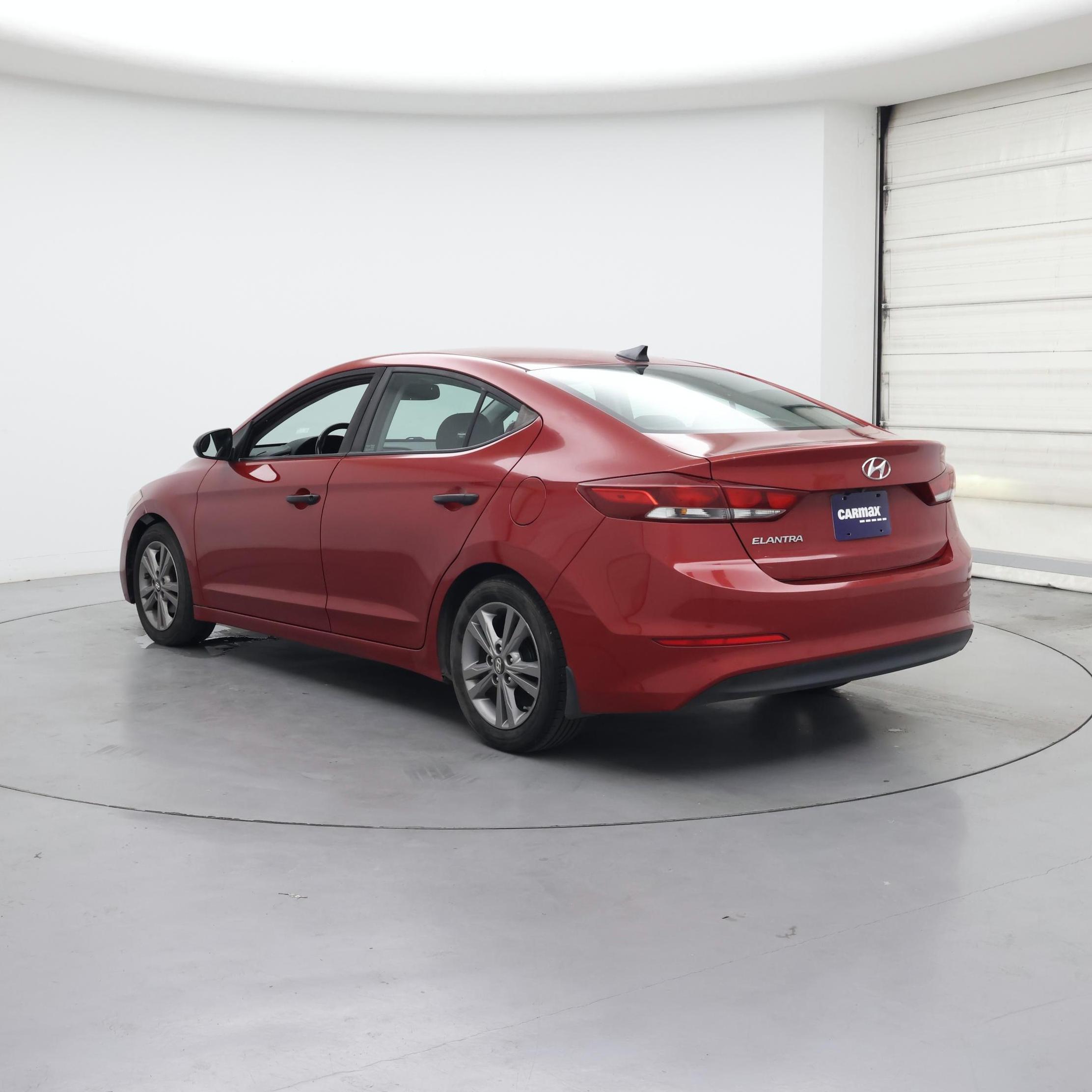 Thumbnail: 2017 Hyundai Elantra - 2