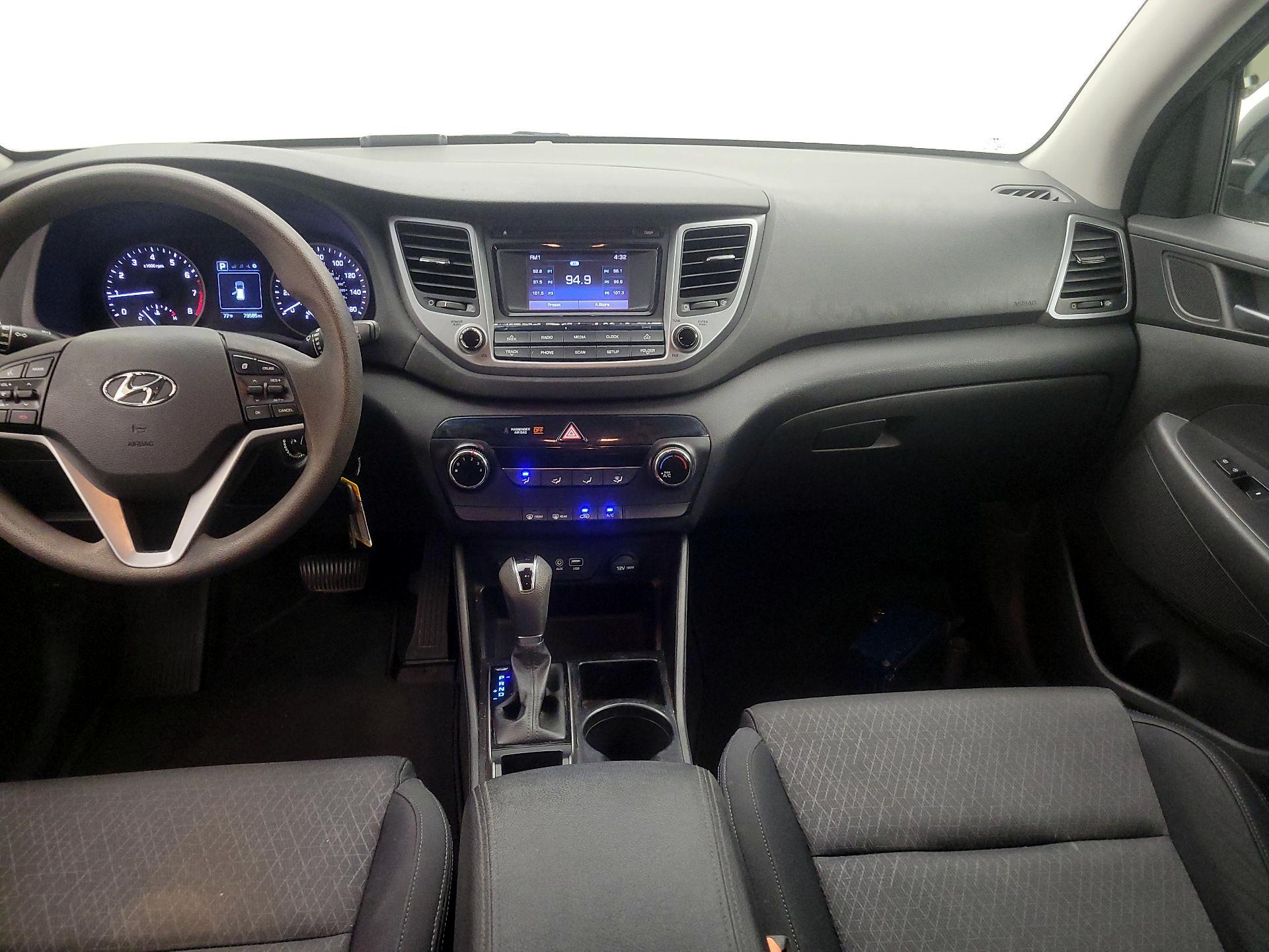 Thumbnail: 2017 Hyundai Tucson - 9