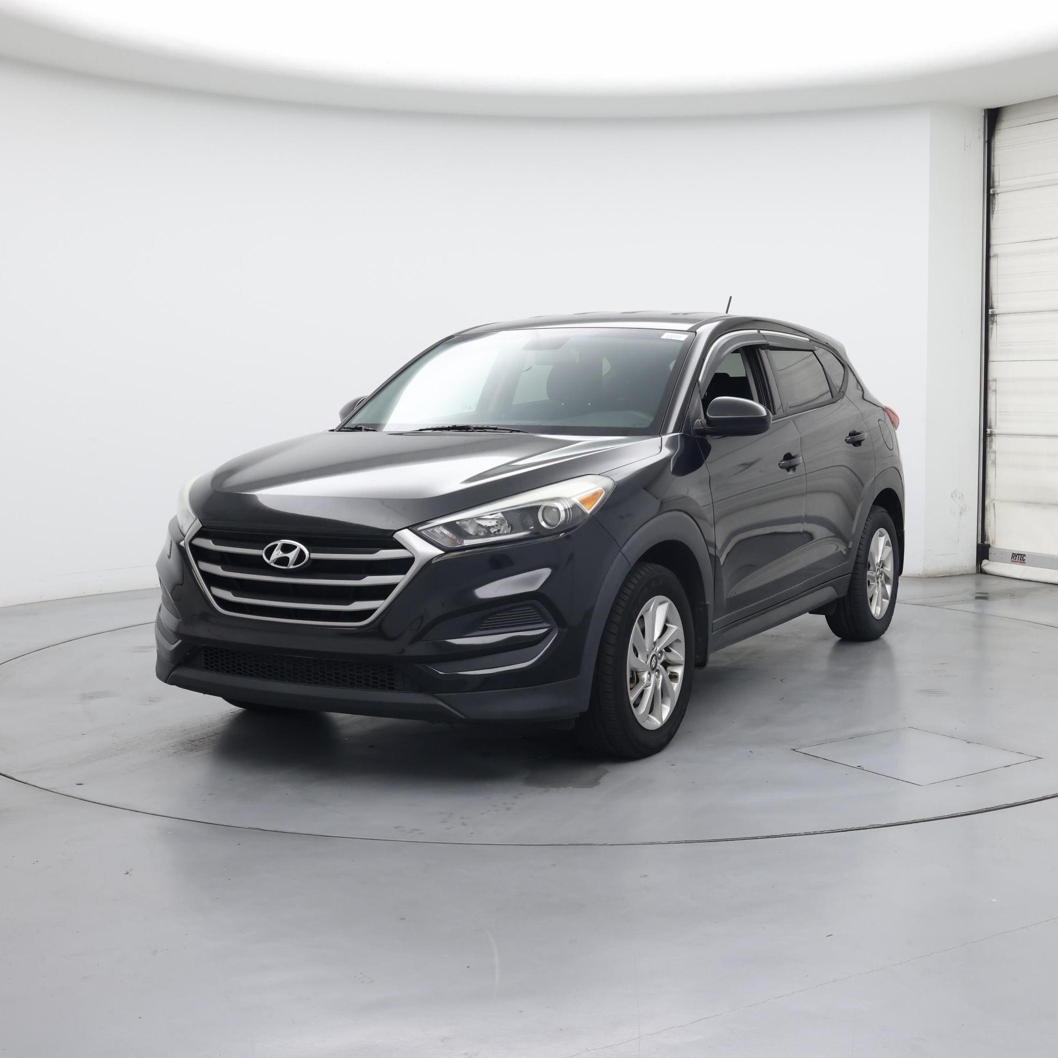 Thumbnail: 2017 Hyundai Tucson - 4