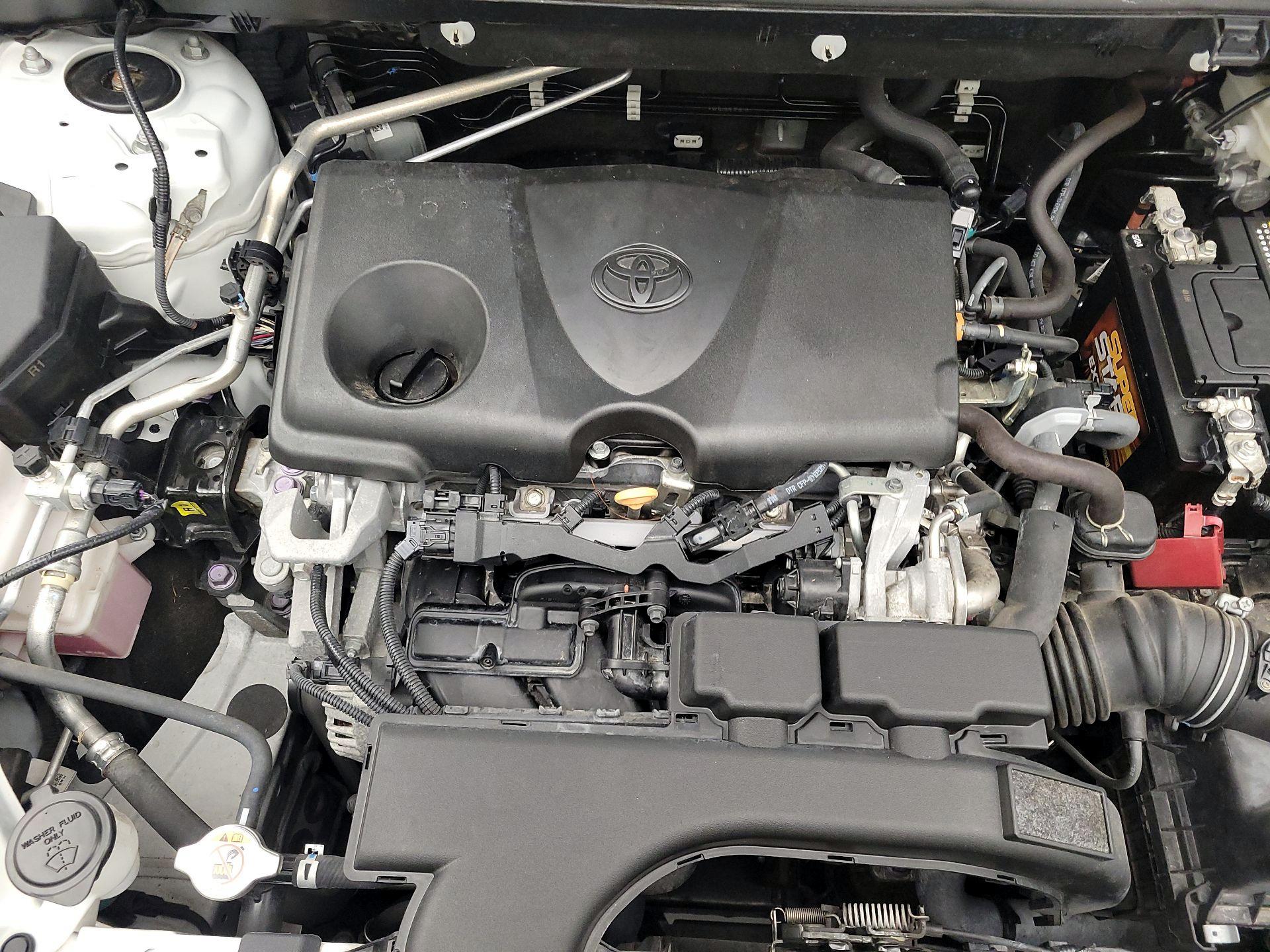 Thumbnail: 2020 Toyota RAV4 - 17