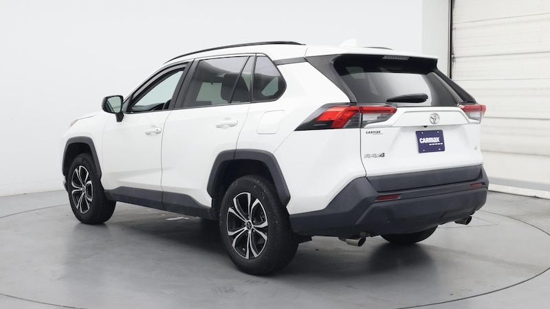 2020 Toyota RAV4 LE 2