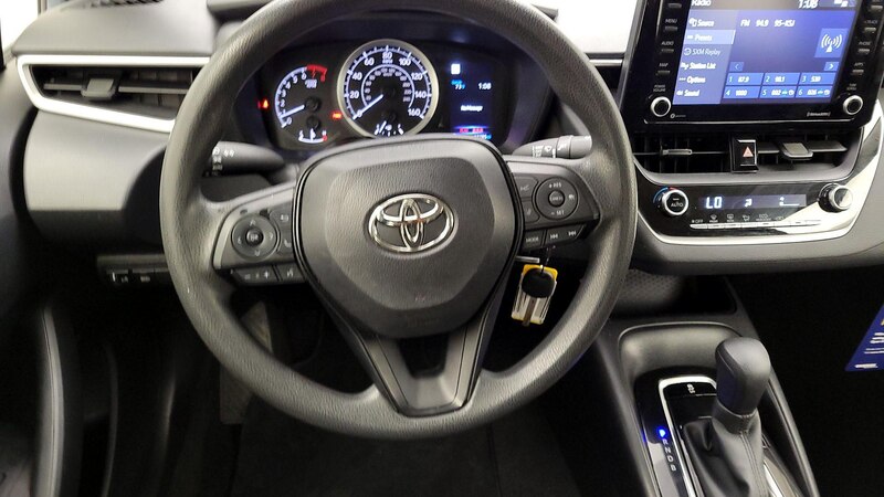 2022 Toyota Corolla LE 10