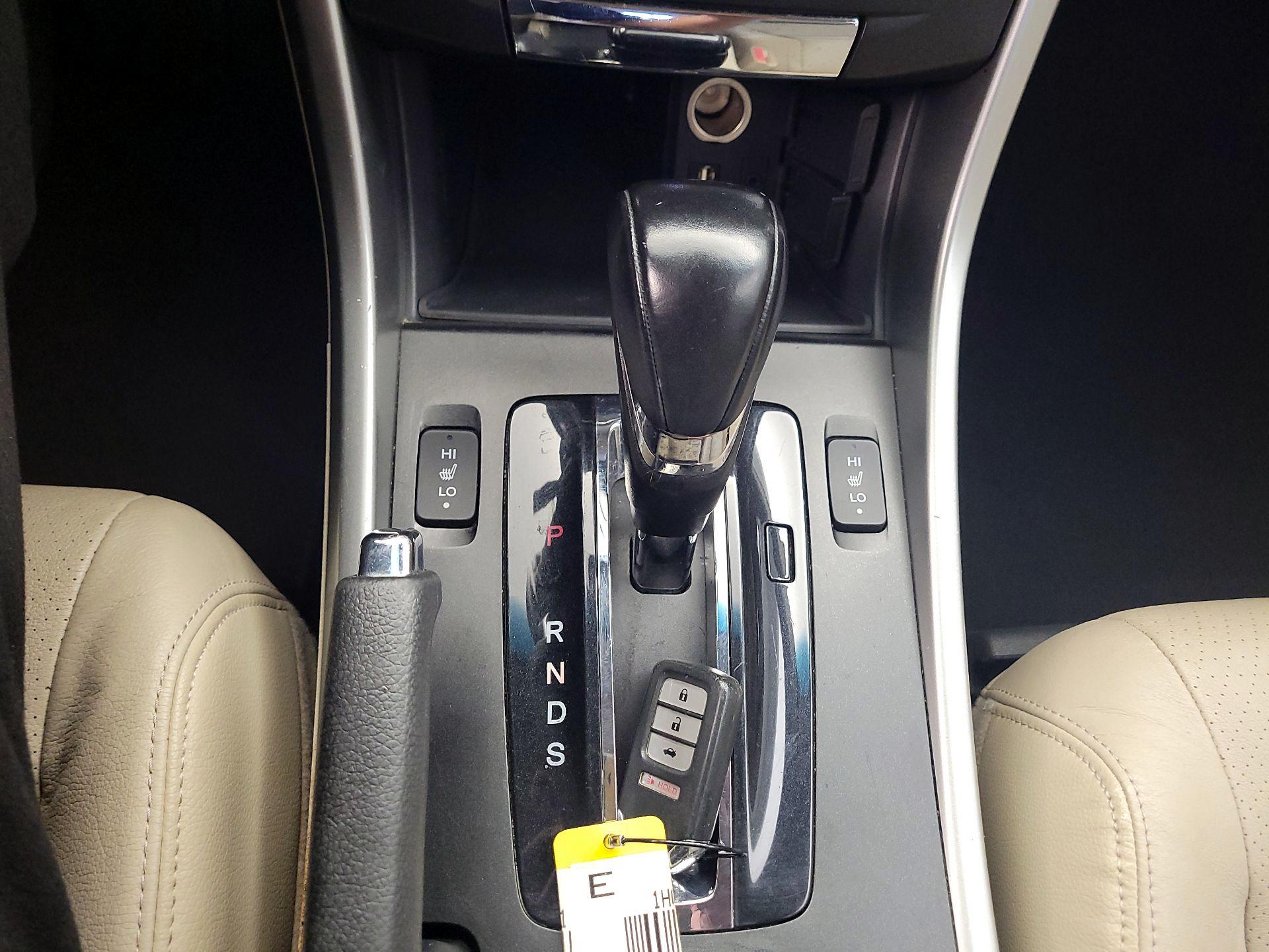 Thumbnail: 2014 Honda Accord - 17