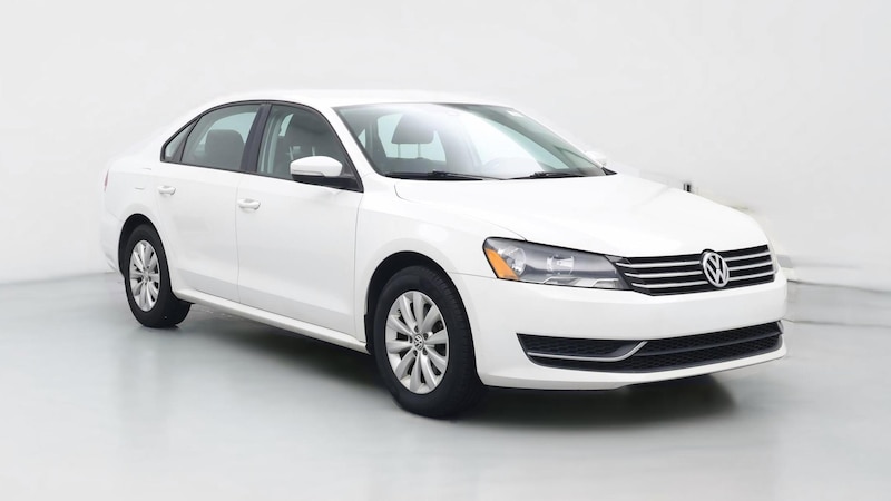 2015 Volkswagen Passat S Hero Image