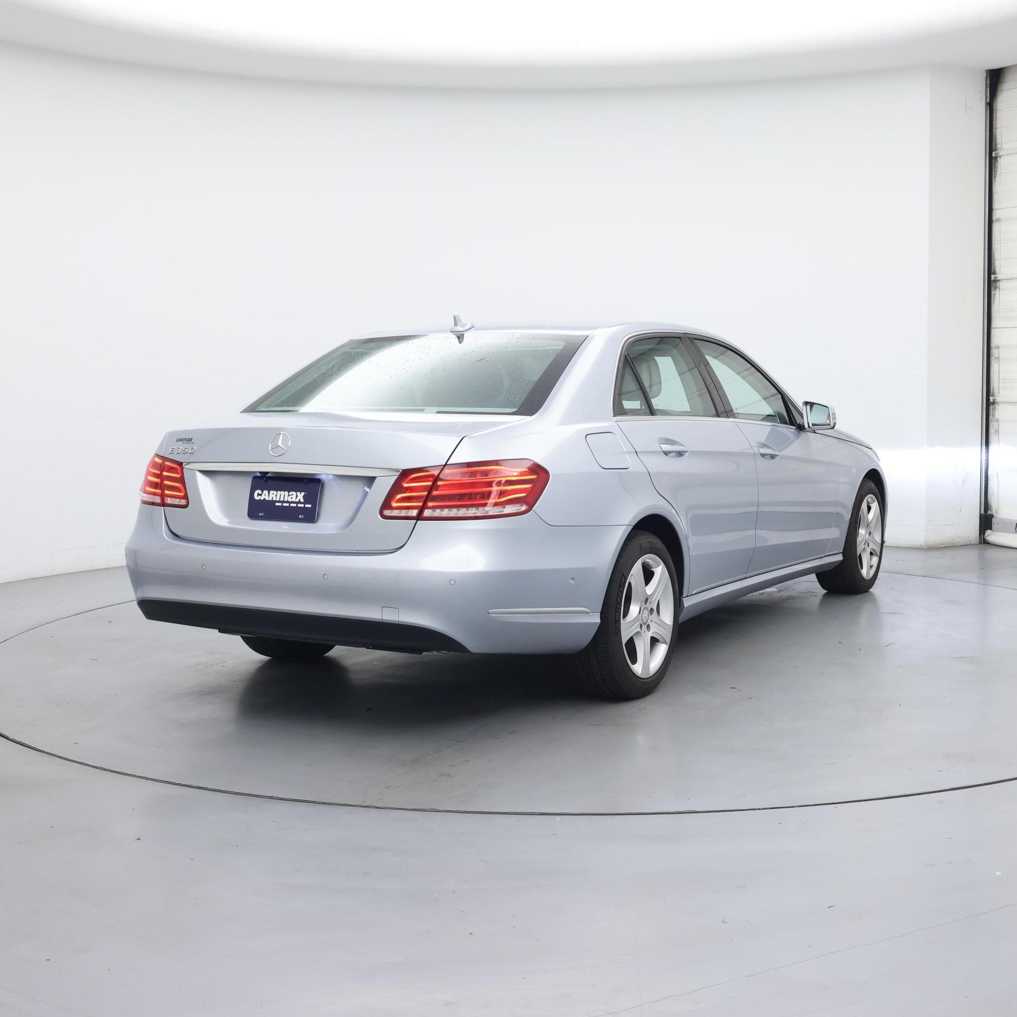 Thumbnail: 2014 Mercedes-Benz E-Class - 8