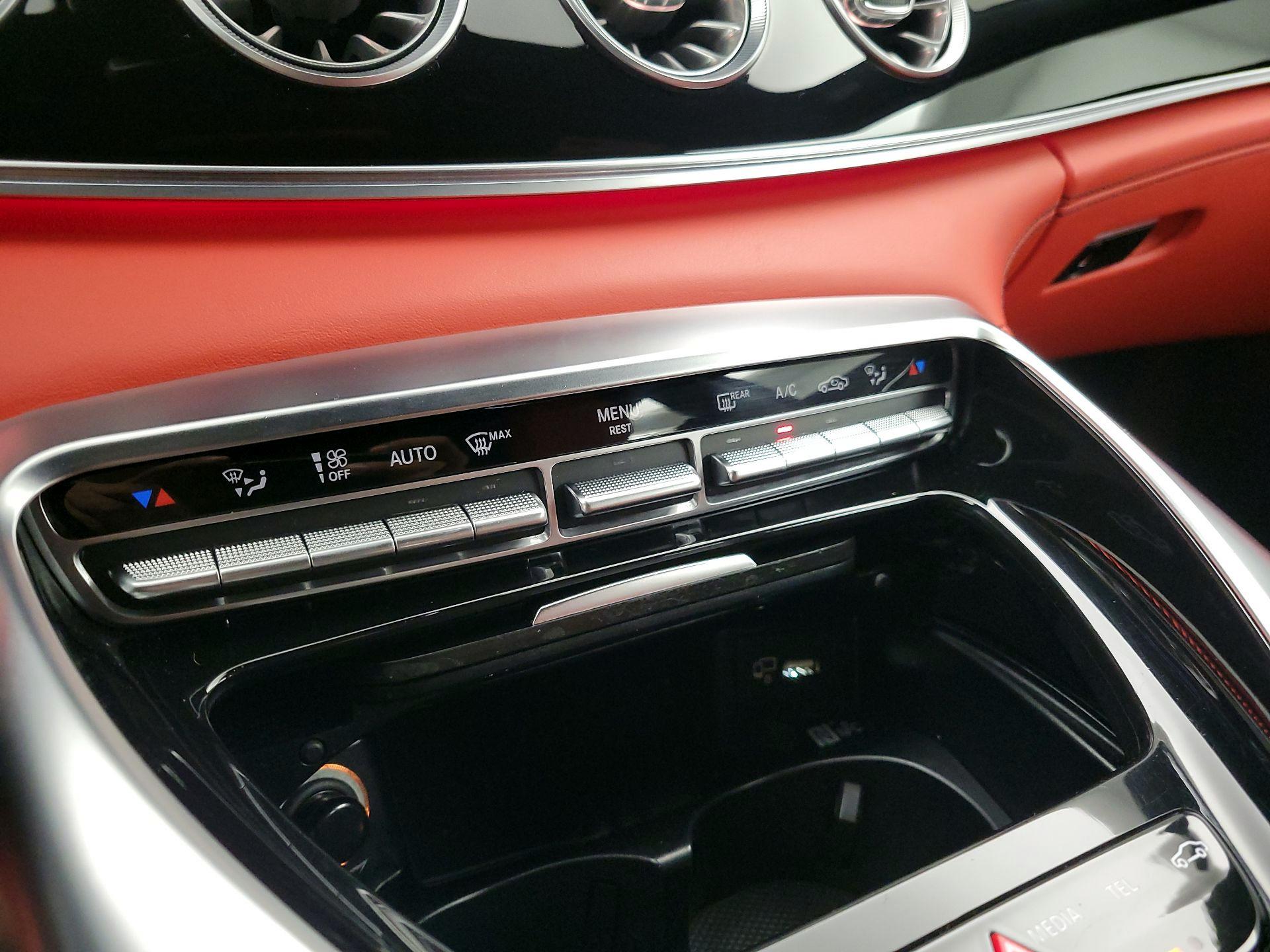 Thumbnail: 2020 Mercedes-Benz AMG GT - 14