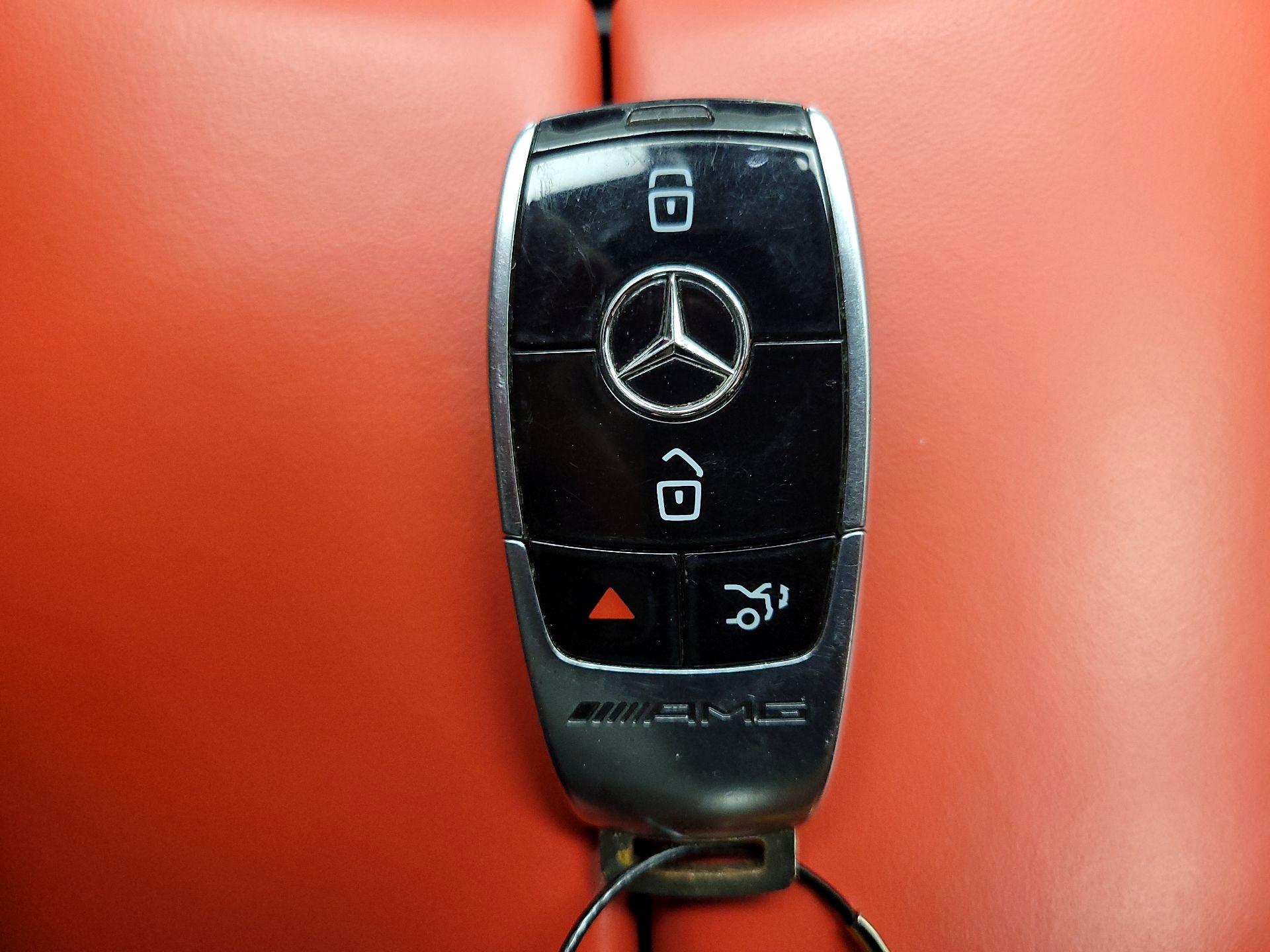Thumbnail: 2020 Mercedes-Benz AMG GT - 18