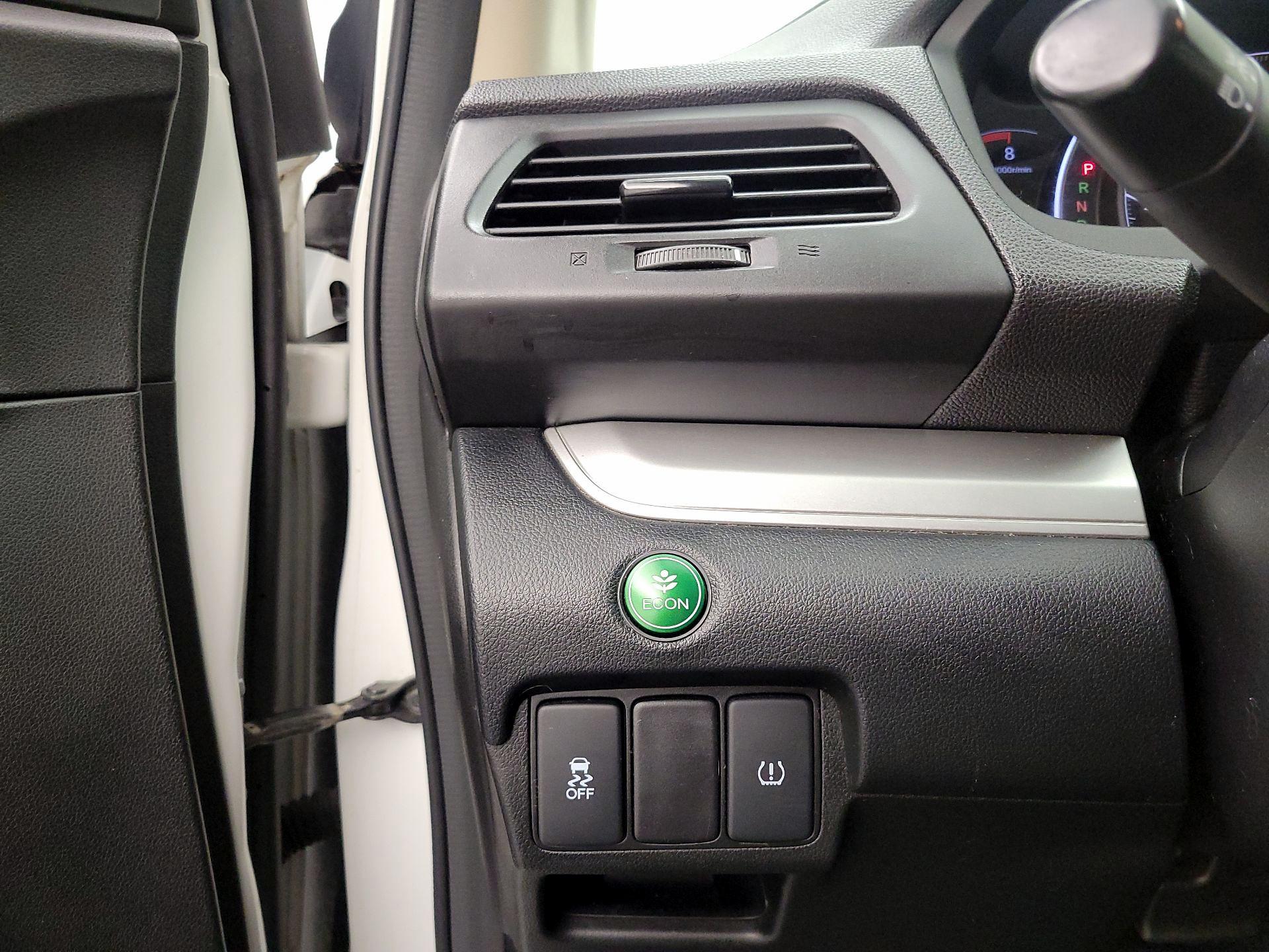 Thumbnail: 2016 Honda CR-V - 13