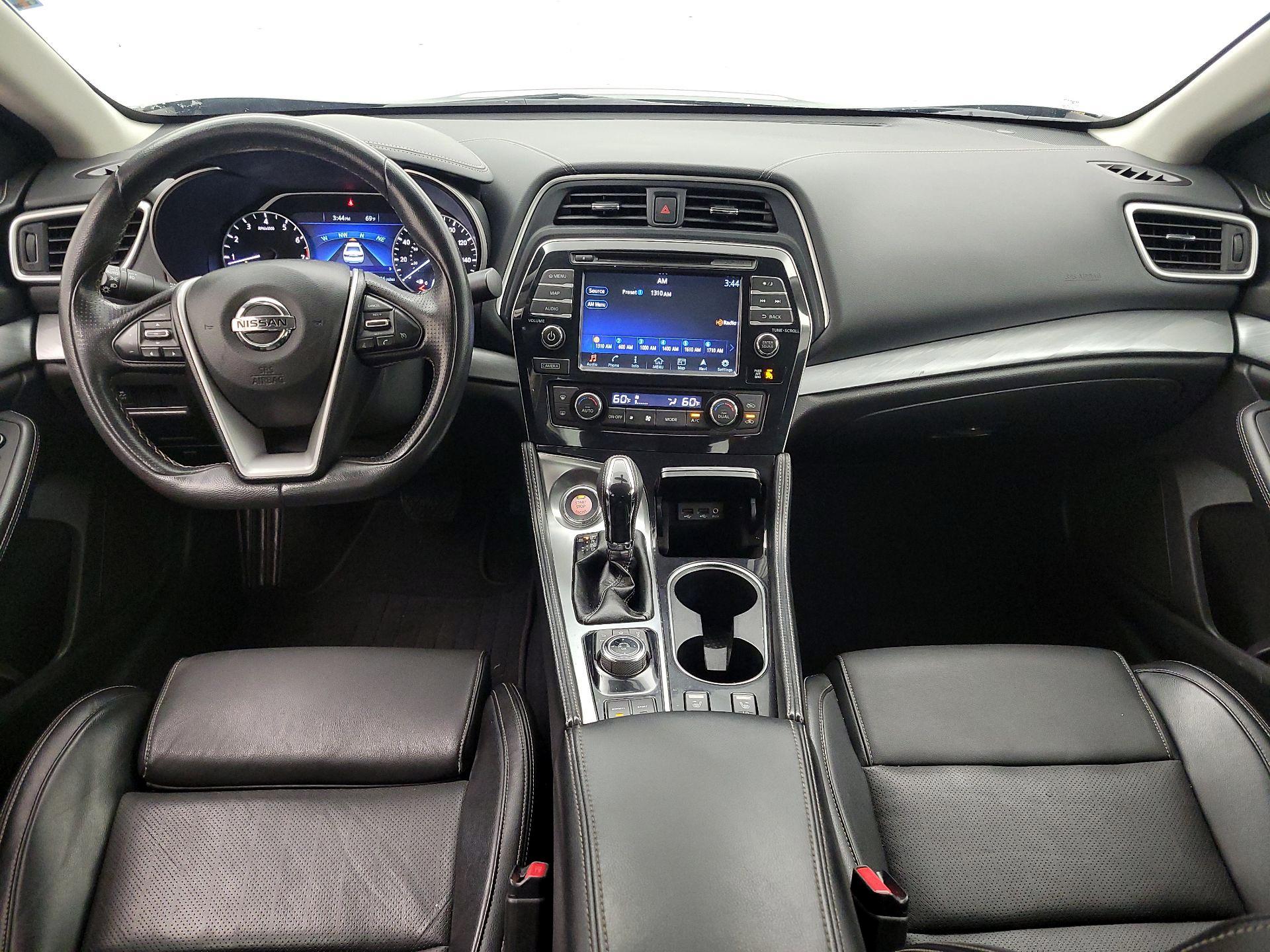 Thumbnail: 2016 Nissan Maxima - 9