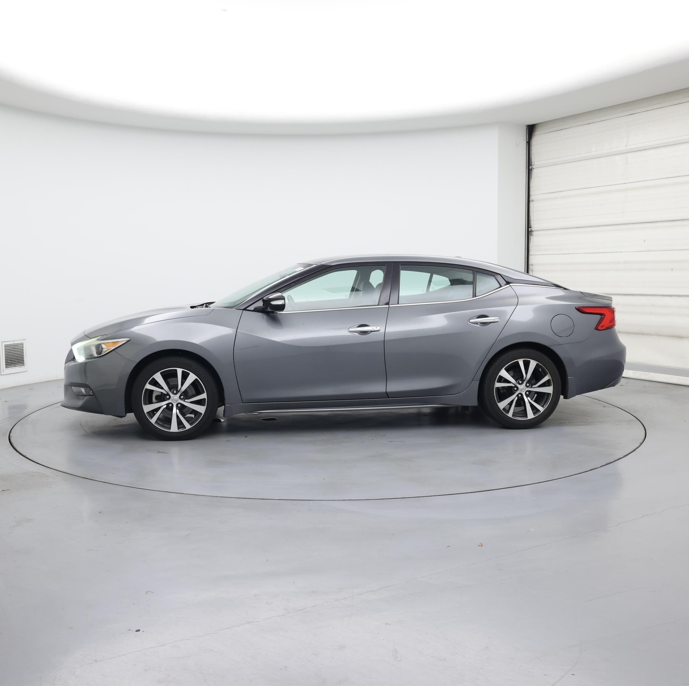 Thumbnail: 2016 Nissan Maxima - 3