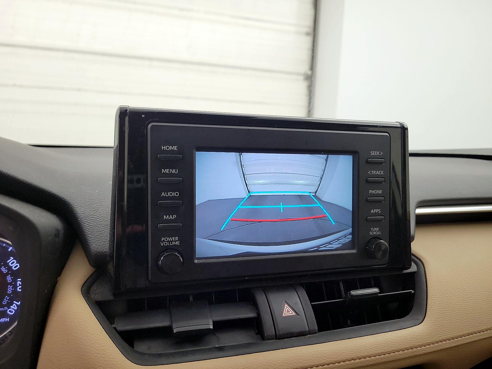 Thumbnail: 2019 Toyota RAV4 - 14