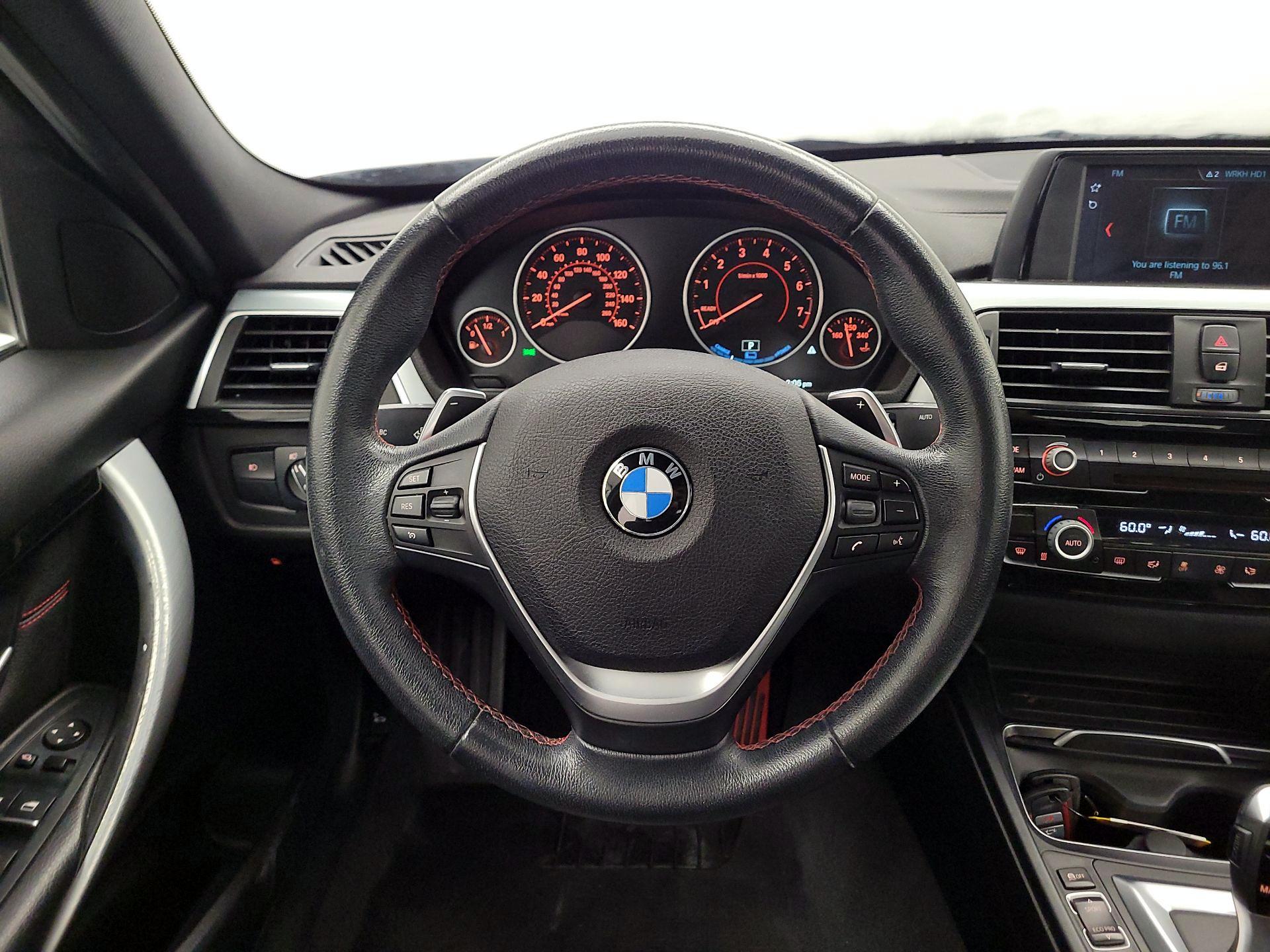 Thumbnail: 2018 BMW 3 Series - 10