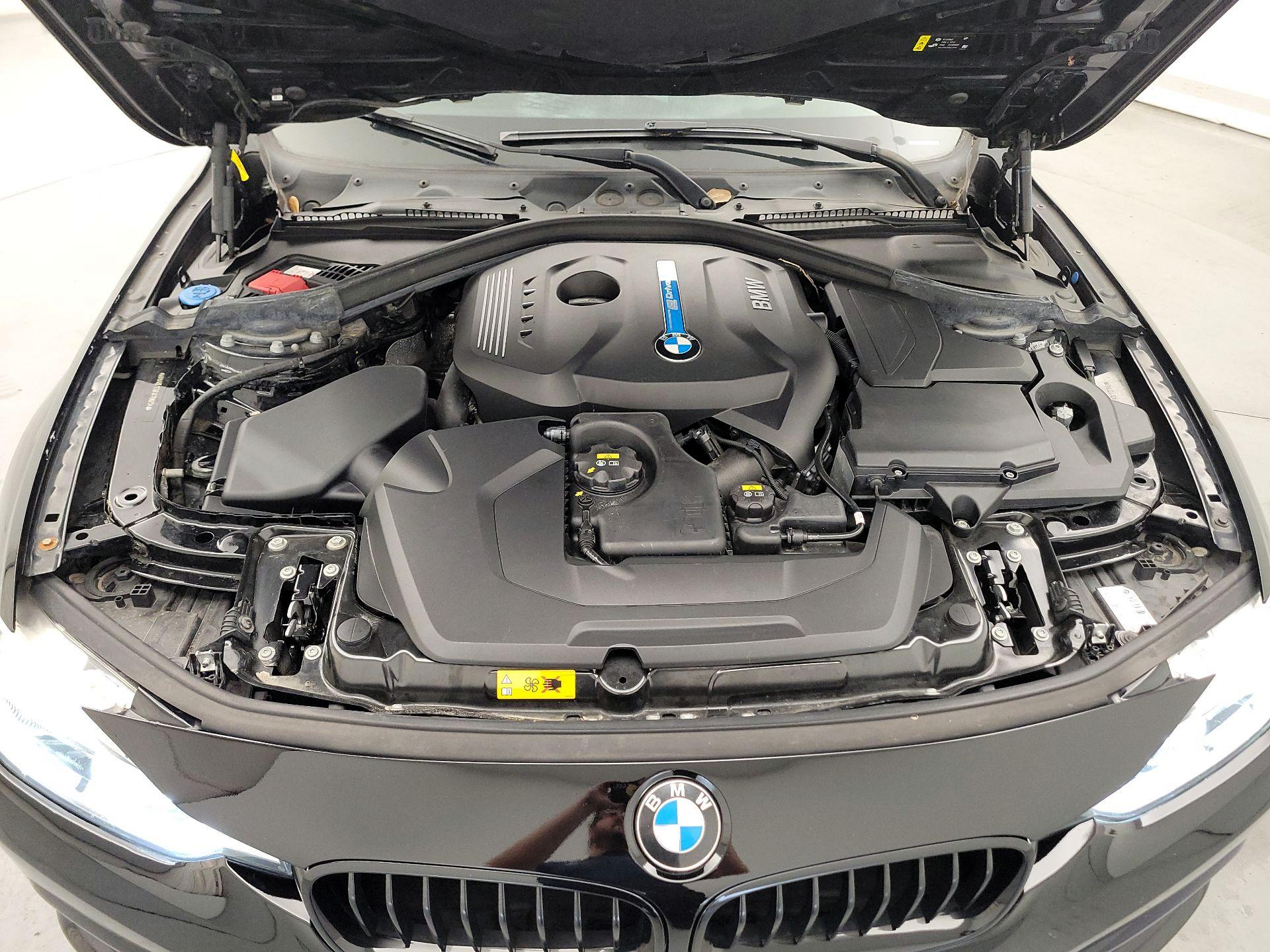 Thumbnail: 2018 BMW 3 Series - 20