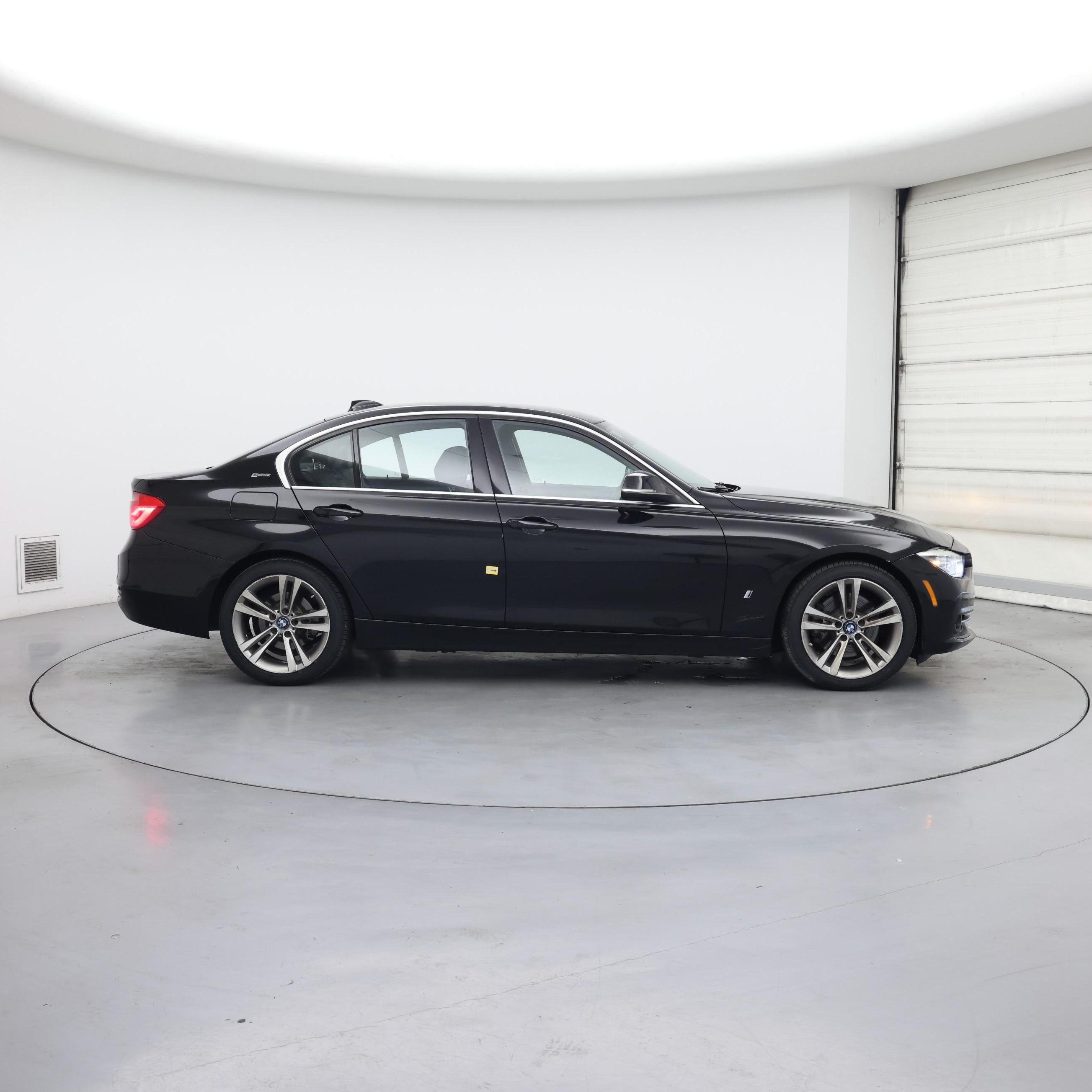 Thumbnail: 2018 BMW 3 Series - 7