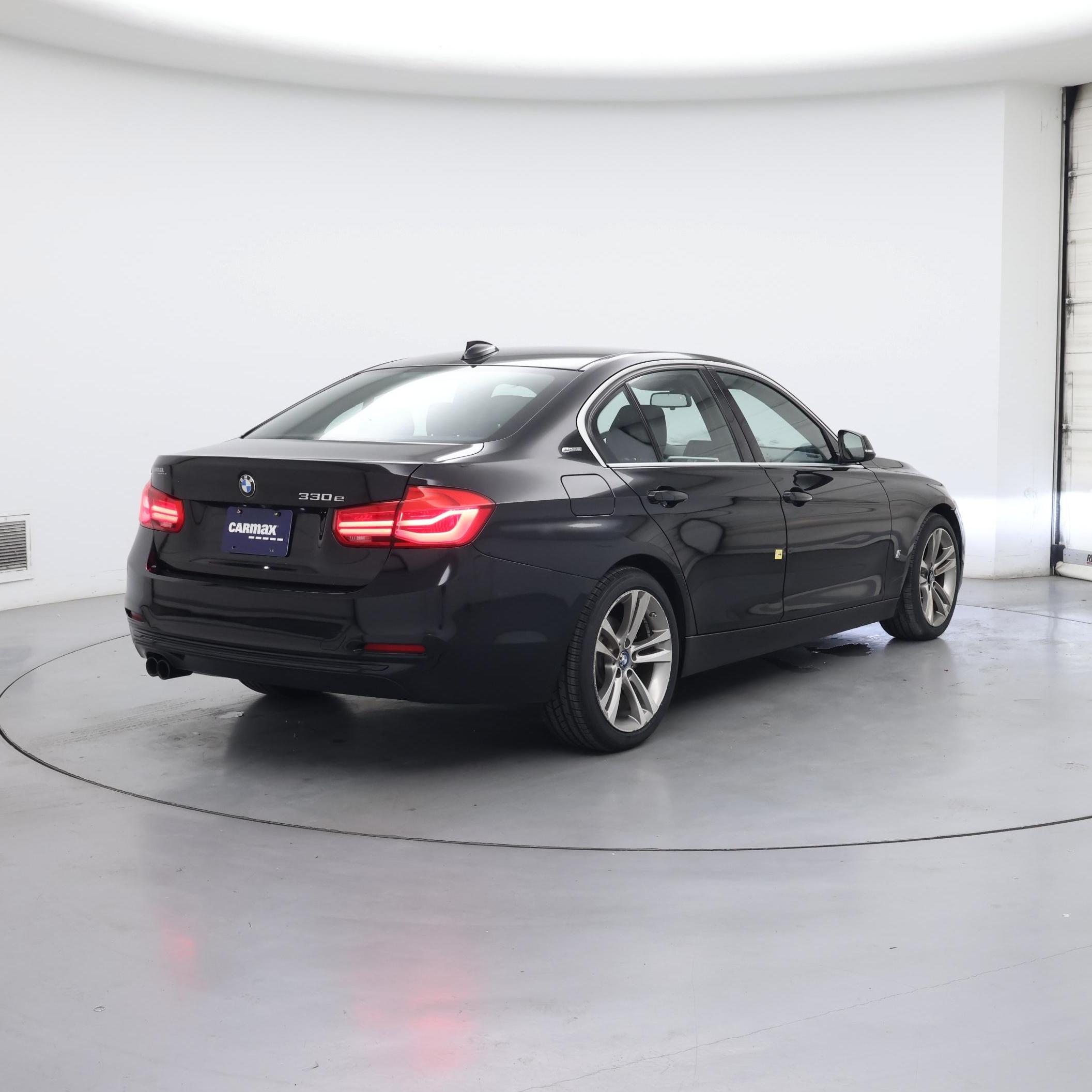 Thumbnail: 2018 BMW 3 Series - 8