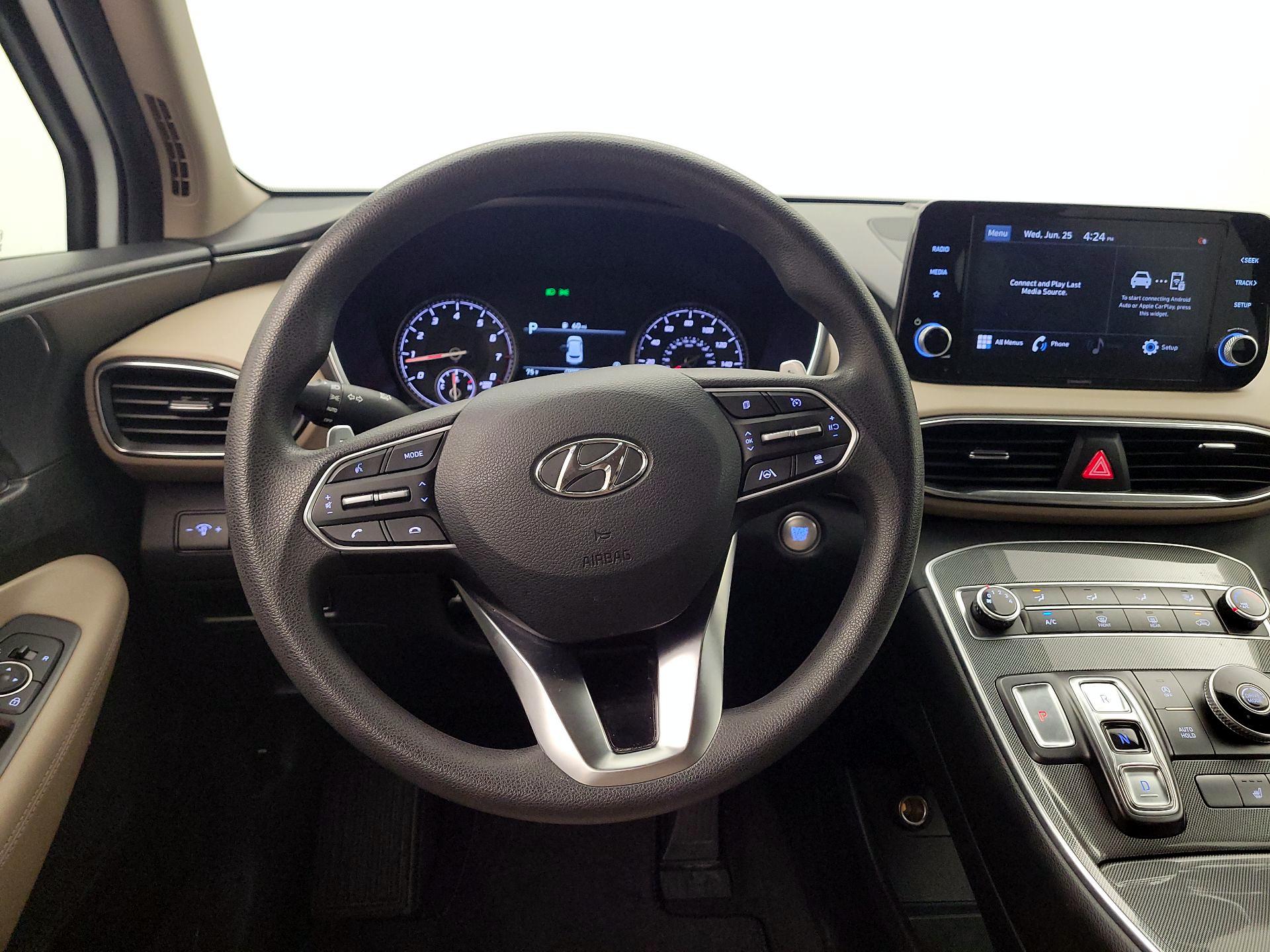 Thumbnail: 2022 Hyundai Santa Fe - 10