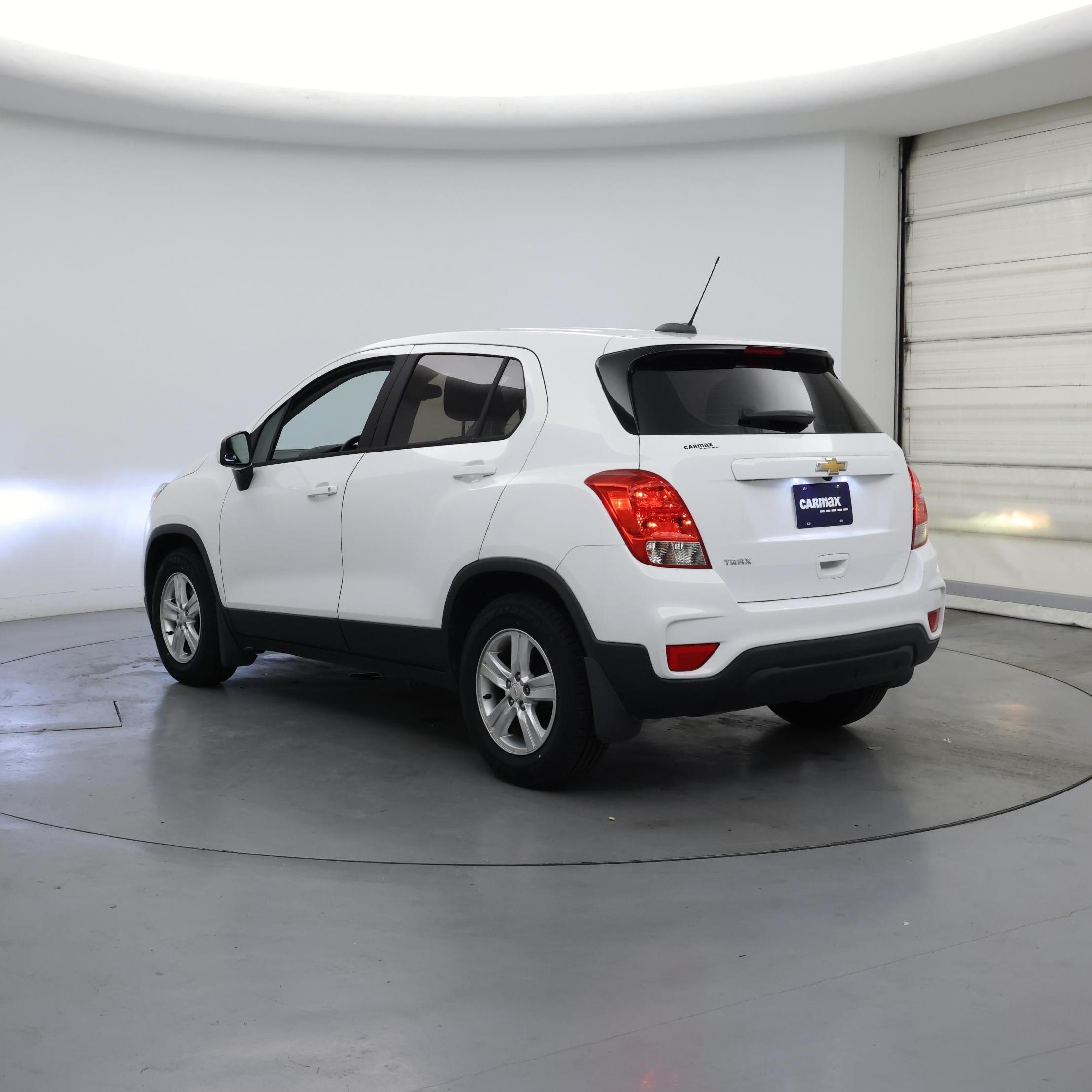 Thumbnail: 2020 Chevrolet Trax - 2