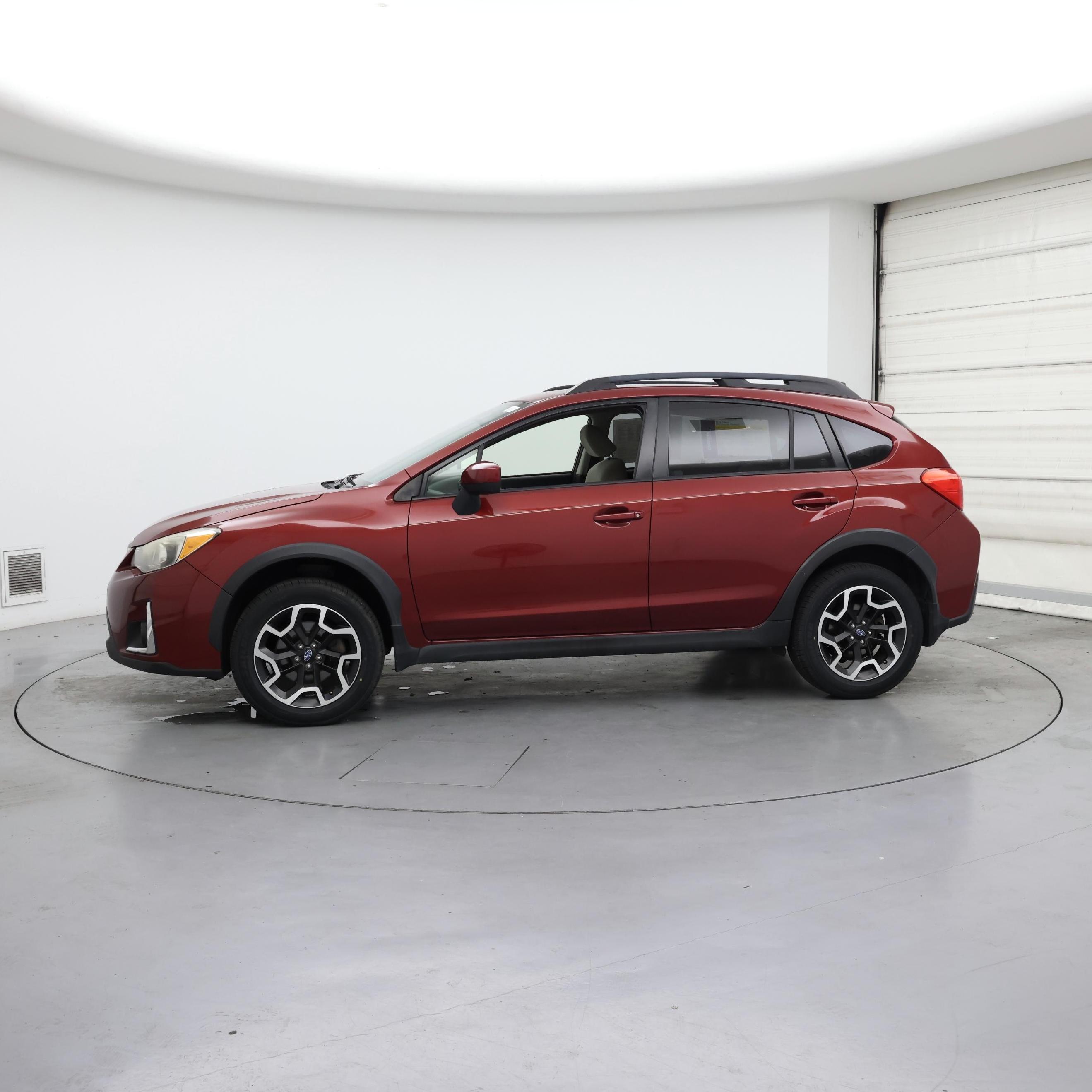 Thumbnail: 2016 Subaru XV Crosstrek - 3